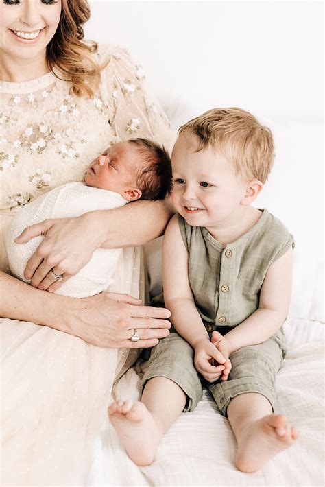 stlsitter|babysitters in st louis mo.